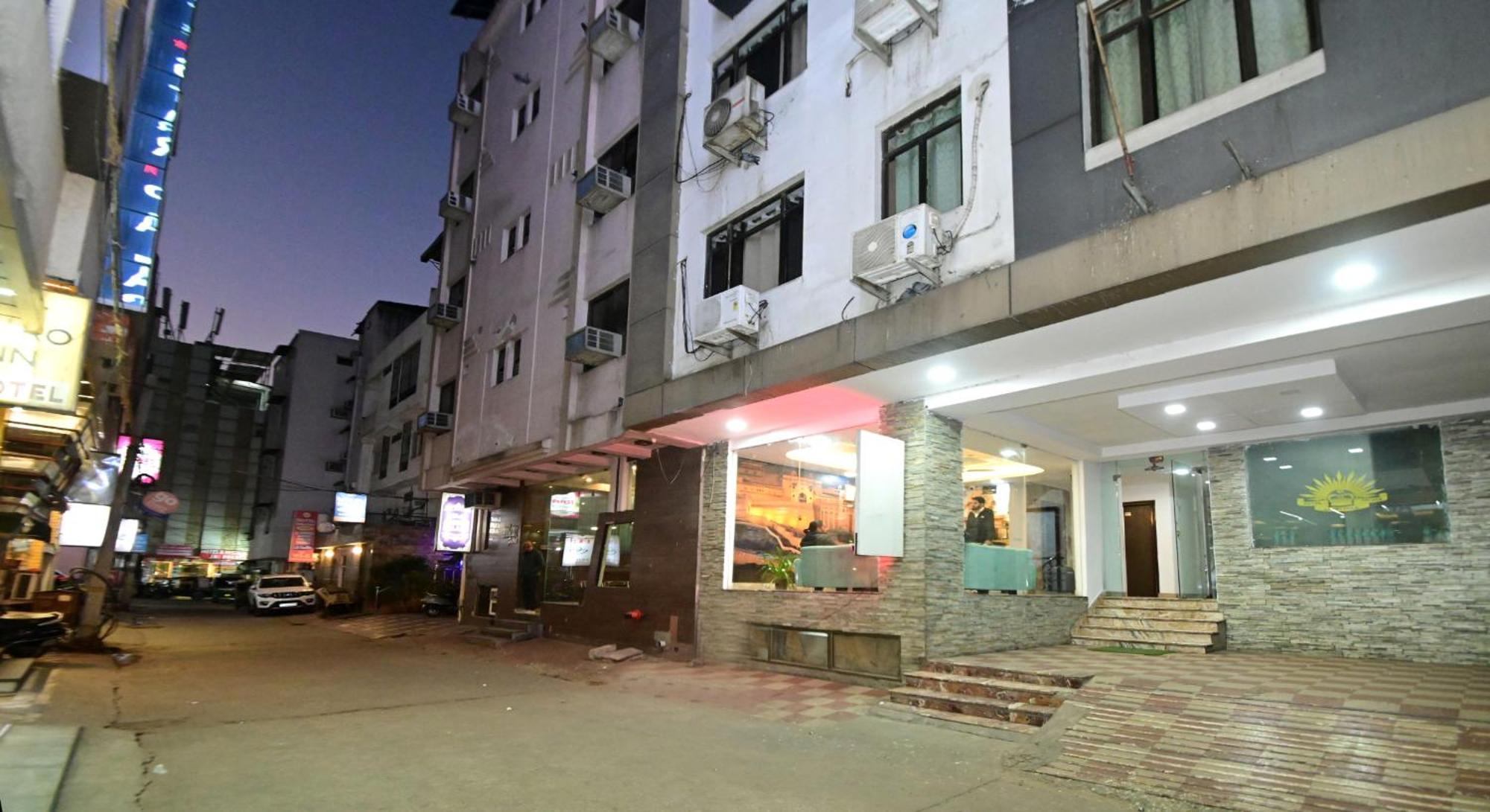 Hotel Laxmi Villa Palace-Near Jaipur Railway Station Exterior foto